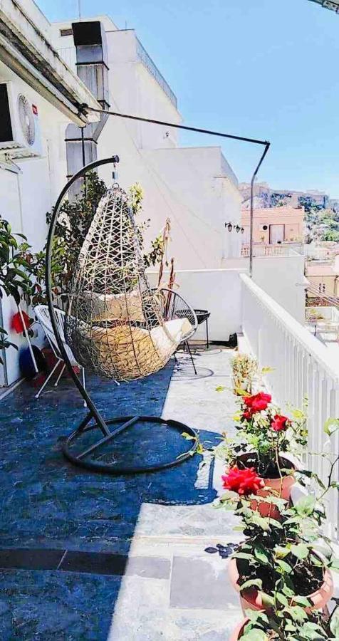 A Masterpiece In Plaka With Big Balcony And Acropolis View Atenas Exterior foto