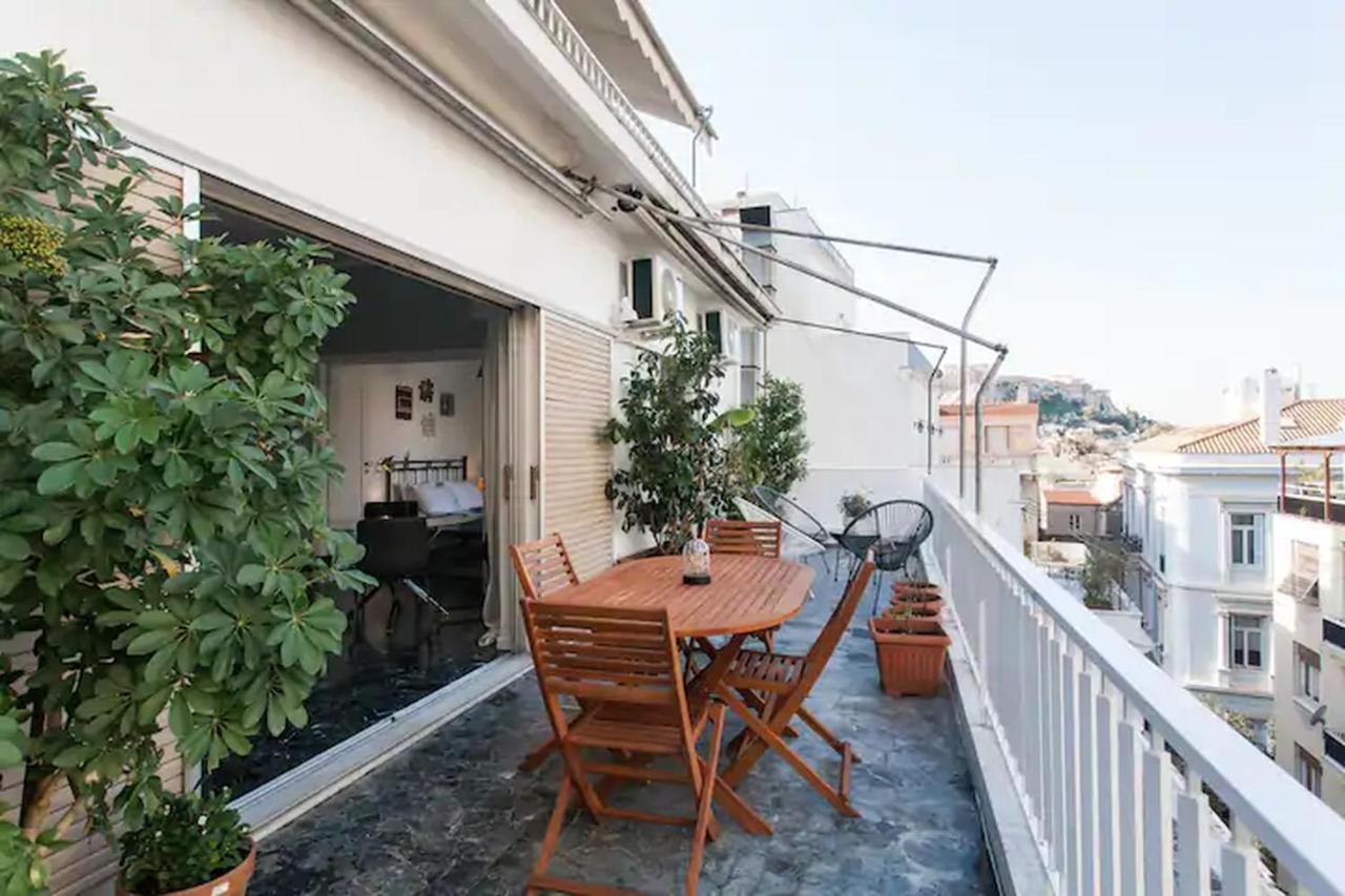 A Masterpiece In Plaka With Big Balcony And Acropolis View Atenas Exterior foto